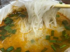 -梁老三麻辣鸡头(汝河小区店)