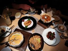-穹六人间 people 6(岳阳路店)