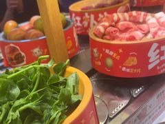 -龍歌自助小火锅(市南金茂湾店)