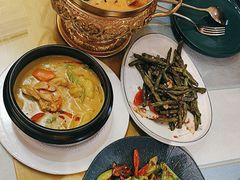 -玖月时尚泰式餐厅