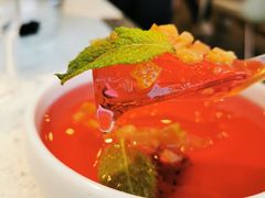 鲜火龙果冰粉-老佛爷铜炉蛙锅(海岸城店)