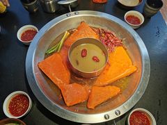 -王婆乔鲜鱼自助火锅(蜀汉路店)