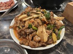 -鸿顺老铁锅美蛙鱼府(解放碑店)