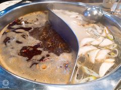 -小郡肝串串香火锅(金桥店)