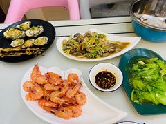 -覃记海鲜美食餐厅