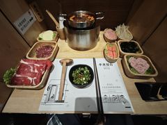 -独食火锅·半米屋台(直营总店)