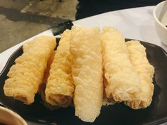 炸响铃-鲜入围煮花胶鸡海鲜火锅