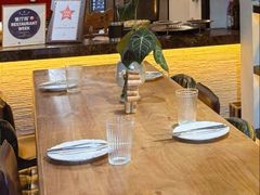 -LESCEDARS Brasserie Bistro香柏树
