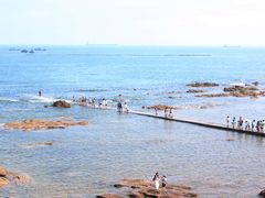 长长的小石路-青岛第二海水浴场