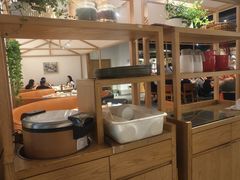 -渝信川菜 · 川味家常菜(财富购物中心店)