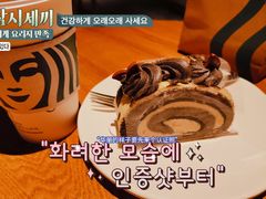 -星巴克(南通凤凰文化广场店)