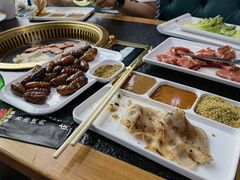 -牛鲜盛齐齐哈尔烤肉(曹路店)