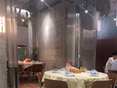 -鹏鹏虾庄·创新土鸡火锅(坪山高铁站店)