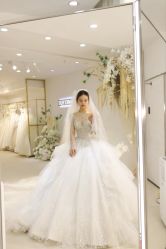 -台湾蔡美月婚纱租赁