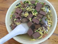 -上海特色小笼店(铁岭路90弄小区店)