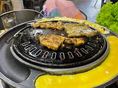 -胡悦里韩式烤肉(芝罘万达广场店)