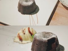 熔岩巧克力蛋糕配冰淇淋-蓝瓶子BlueBottle(东瓯智库店)