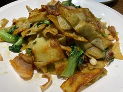 -黄泥岗·地道湖北菜(奥特莱斯店)