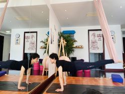 -Yvon yoga 瑜伽·精准体态管理中心