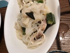 -樾餐厅泰式海鲜火锅(民歌湖店)