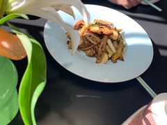 -桥边小楼·手工云南菜·古城观景小楼