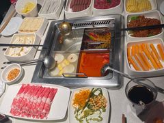 -海底捞火锅鲜切牛肉主题店(长寿路店)