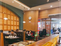 大堂-胡须佬鸡煲四季火锅店(石厦西村直营店)