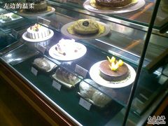 20090801529-世贸君澜·云天阁自助餐厅