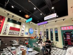 -何妹湿辣牛肉·粤式烧烤砂煲(桂雅路店)