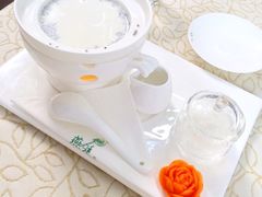 -燕庭·纯燕窝·甜品下午茶(南京西路店)