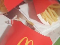 -麦当劳(虹梅路地铁站店)