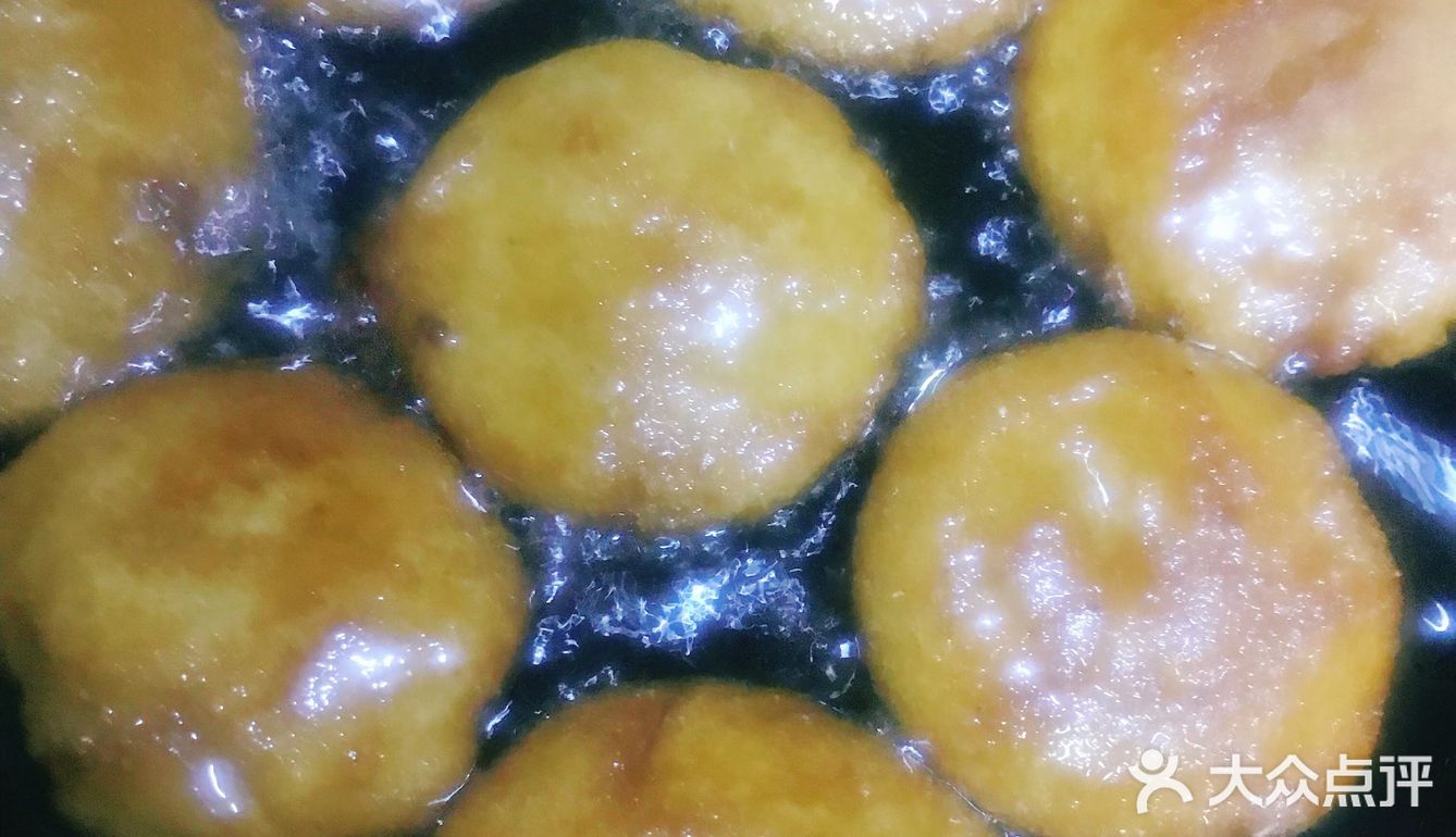 烧饼糯米粑粑折耳根早餐吃了管一天的节奏