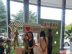 -奔驰上海利星(七宝店)