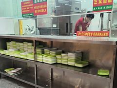 -养牛邓·潮汕牛肉海鲜自助火锅(广州店)