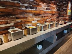 -雍和会海鲜姿造自助(湖东路店)