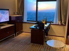 -上海龙之梦万丽酒店