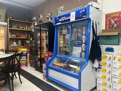 -在巷子里的烤肉店·螺蛳粉烤鱼·牛蛙(和美城店)