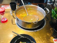 -左庭右院鲜牛肉火锅(金山万达店)