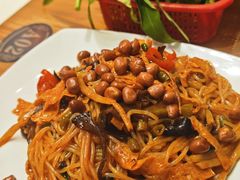 老柳州炒螺蛳粉-肥螺庄·螺蛳鸭脚煲