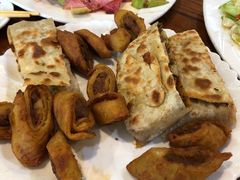 -溢心园香河肉饼总店