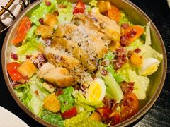 烟熏鸡肉凯撒色拉-C&R西班牙餐厅