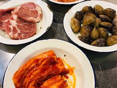 -马路牙子烧烤音乐酒馆(望京店)