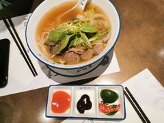 越南火车头汤河粉-美奈小馆·越南料理(中航城君尚购物中心店)