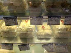 -白玉兰食品甜凤店(合生汇店)