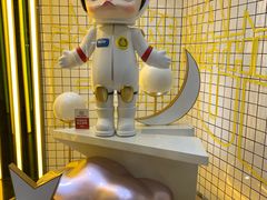 -泡泡玛特POPMART(上海环球港店)