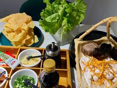 -无界釜·河豚鱼汤锅(红山动物园店)