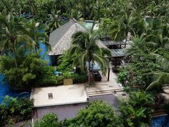 -三亚湾海居铂尔曼度假酒店