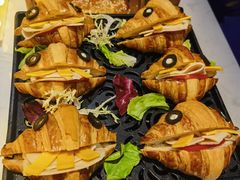 -水桶王国主题餐厅·聚会·生日派对·亲子活动·家庭套餐(亚龙湾希尔顿店)