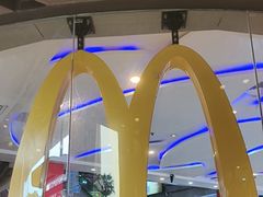 -麦当劳(中二横路店)