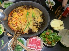 -四小区火锅·巷子里的重庆火锅(花照壁店)